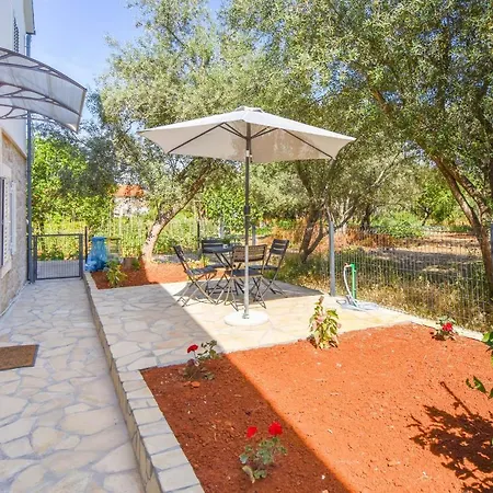 Toni Apartament Poljana (Ugljan)