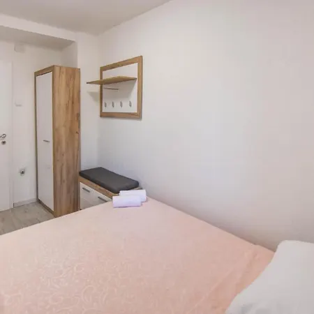 Appartement Toni Poljana (Ugljan)